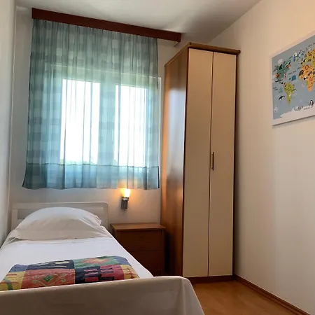 Excellent Appartement Nečujam