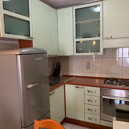 Excellent * Nečujam